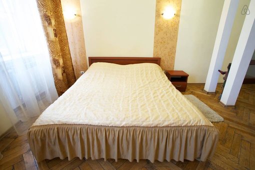 Apartment for 4 adults in the Apart-hotel "Town Hall" in Lviv. Book at a discount