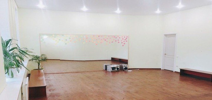 Hall for choreography "TalantVill". Record your child at a discount