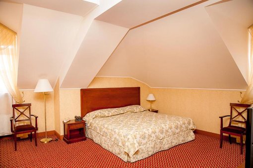 Discounts for accommodation at the hotel Reikartz Kamenetz-Podolsky 10