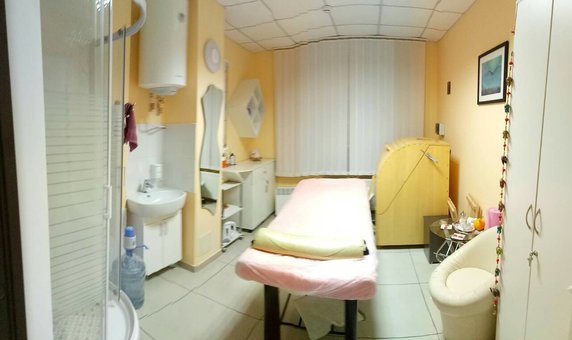 Massage room in the beauty salon «Figura» in Krivoy Rog. Sign up for a massage for a promotion.