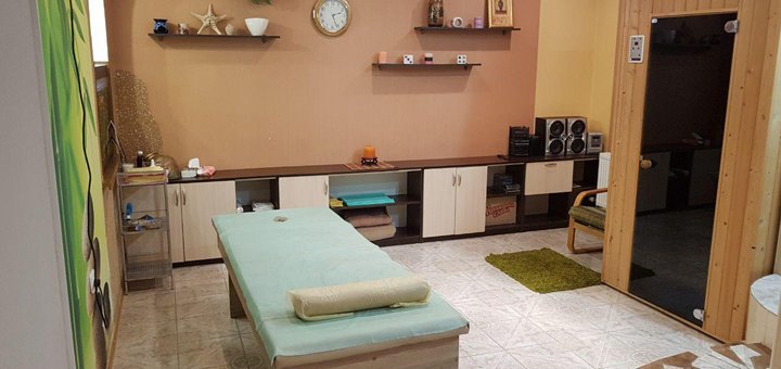 Массаж спины и шейно-воротниковой зоны в студии «IHealth Studio» в Николаеве. Записывайтесь по акции.