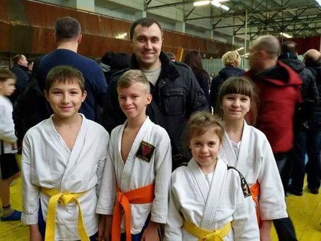 Sports club «Athlete» in the Dnieper. Pay for oriental dance classes at a discount.