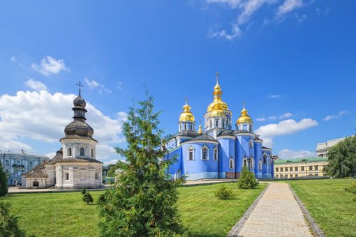 St. michael&#39;s golden-domed monastery 4
