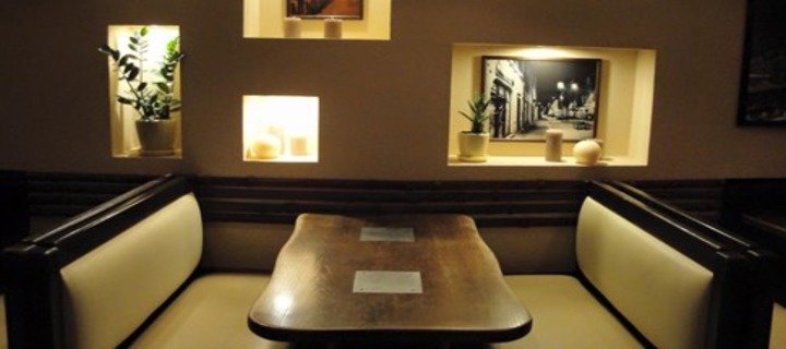 Restaurant &quot;non-stop&quot;. visit for the promotion