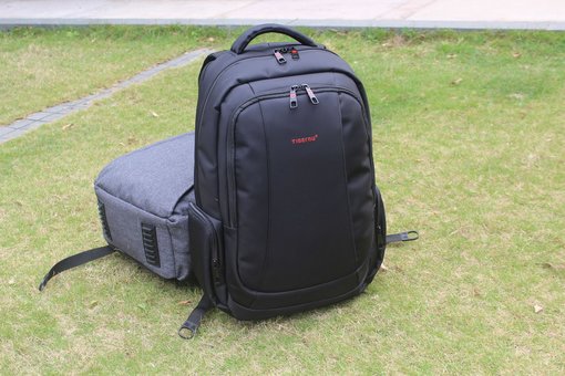 Backpacks for the city in the online store «Tigernu» for the promotion