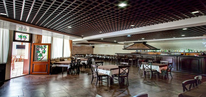 Ресторан «Grill House». Бронируйте столик со скидкой
