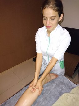 Oriental foot massage at the dimetra spa studio in odessa. sign up for the promotion.