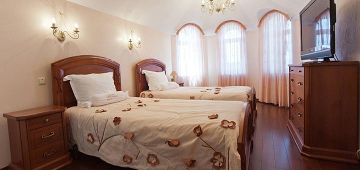 Hotel room in the Gorny Ruchey suburban complex. Book a hotel room with a discount. Discount hotels near Kiev.