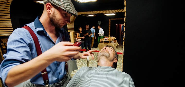 Discounts for haircuts in barbershop Sokira 4