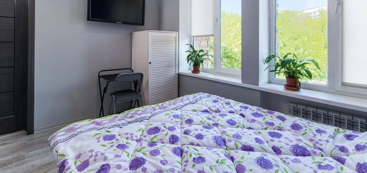 Номер в хостеле «Light Life Hostel» в Киеве. Забронировать номер со скидкой. Недорогой хостел в центре Киева.
