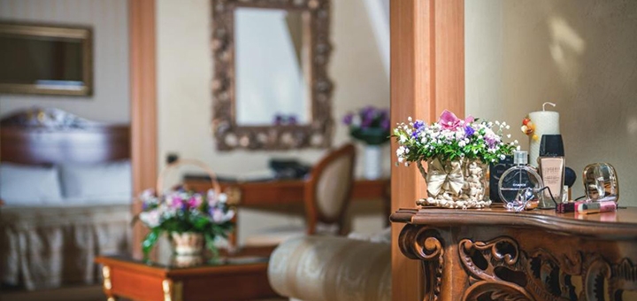 Готель "Podol Plaza". Забронювати номер у готелі «Поділ Плаза» зі знижкою. Готель у центрі Києва