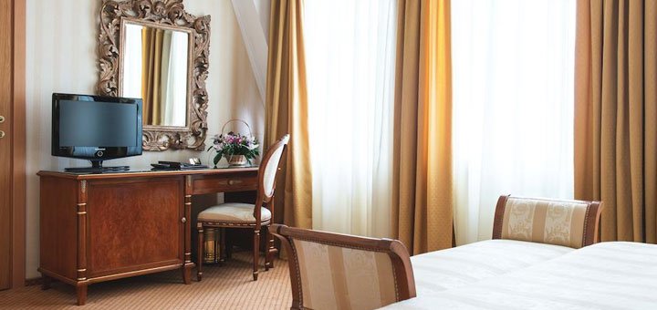 Room at the Podol Plaza Hotel. Hotel "Podol Plaza". Book a room at the Podol Plaza hotel at a discount. Hotel in the center of Kiev