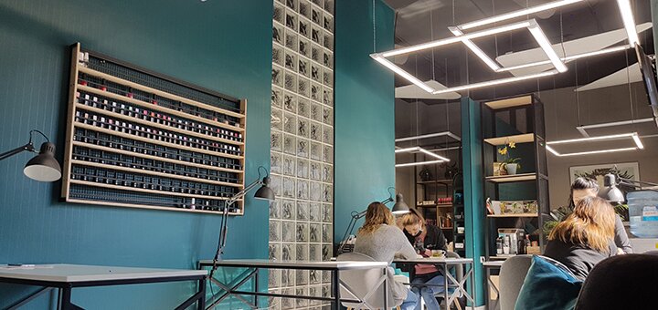 «N1» - Nail Studio Натальи Недолужко в Киеве. Записывайся на ногтевой сервис для женщин со скидкой.