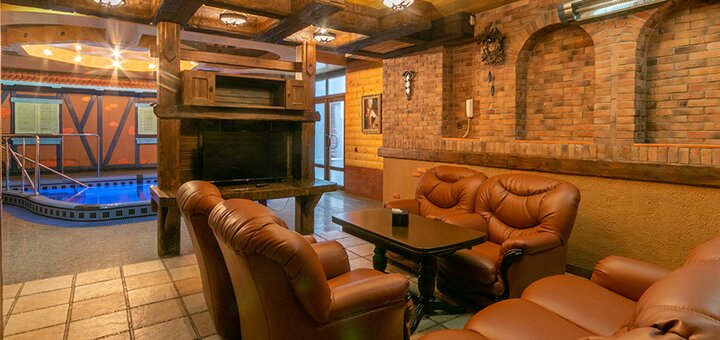 Посещения сауны с водопадом для компании в банном комплексе «Banya Club» в Киеве по скидке