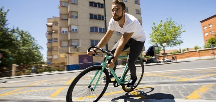 Bicycle rental in dnipro "dnipro.bike" with a discount. bicycle rental discounts.