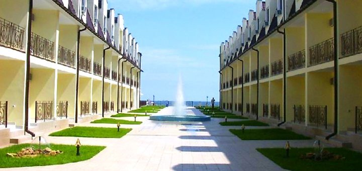 The recreation center "Solar" in Zatoka. Book a room at a discount. Inexpensive vacation in Zatoka. Vacation at sea is inexpensive.