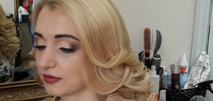 Жіноча стрижка в салоні краси еліж чернівці по акції