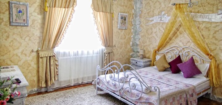 Discount on luxury in black castle