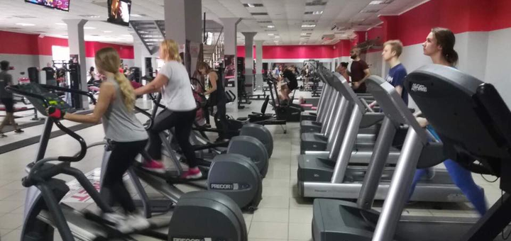 Знижки та вигідні пропозиції на послуги в спортивному клубі planet fitness