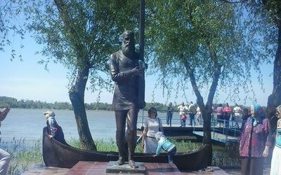 &quot;monument to the old believer-lipovan&quot; vilkovo