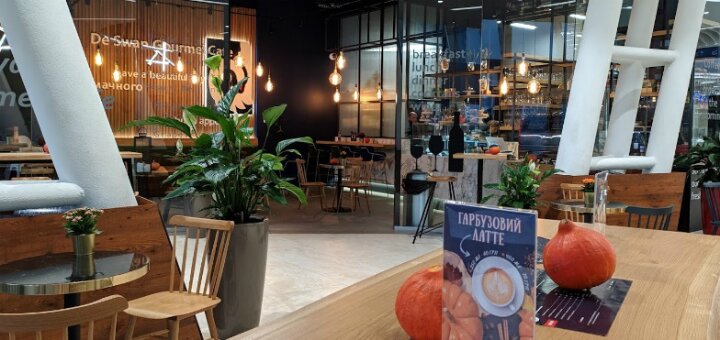 Discounts coffee shop "de swan café"