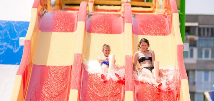 Водні розваги в аквапарку «Happy Day» в Дніпрі. Купуйте квитки зі знижкою.