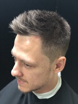 Men&#39;s haircut at the gemma gun barbershop