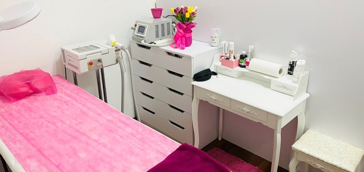 Salon Cosmetology Cabinet Salena in Kiev. Sign up for the promotion.
