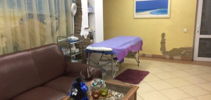 Discount services of a cosmetologist and masseur in the salon for you lviv