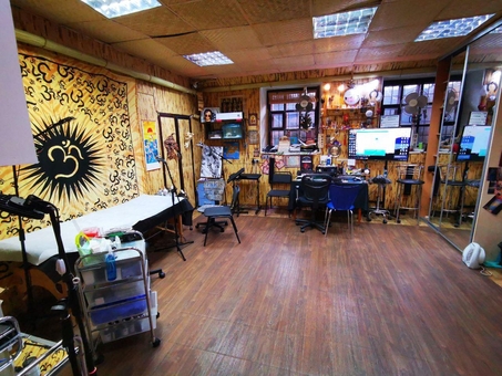 TST tattoo salon in Kiev. With discount.