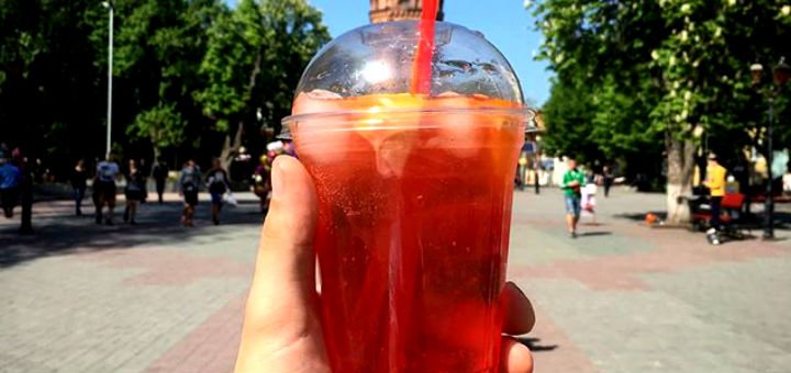 Кофейный напиток в кофейне «BezBrendu» в Киеве. Заказывайте капучино, латте и напитки со скидкой.