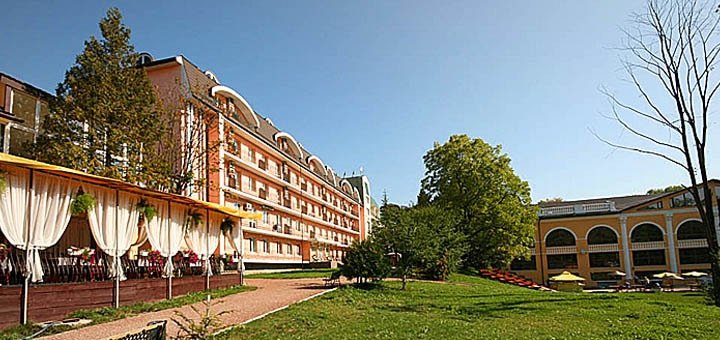Скидки на отдых в роскошном отеле «Royal Medical Cezar»3