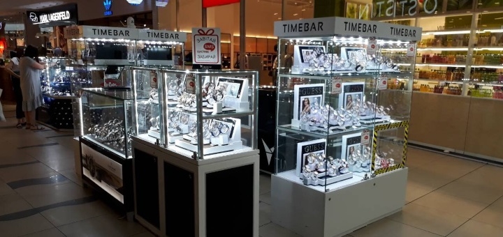 Акції на брендові годинники в магазинах «TIMEBAR»