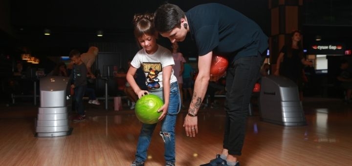 Акционные предложения в «Lounge Bowling Club»