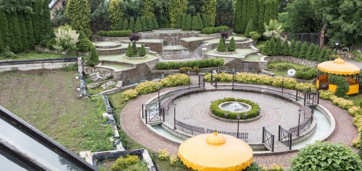 Готель Золото Карпат у Стрию, забронювати номер