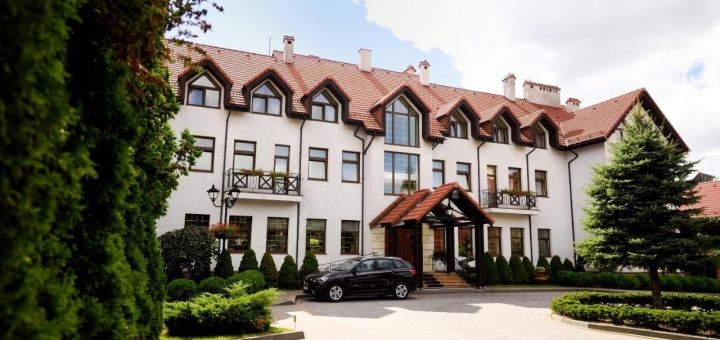 Готель Золото Карпат у Стрию, забронювати номер