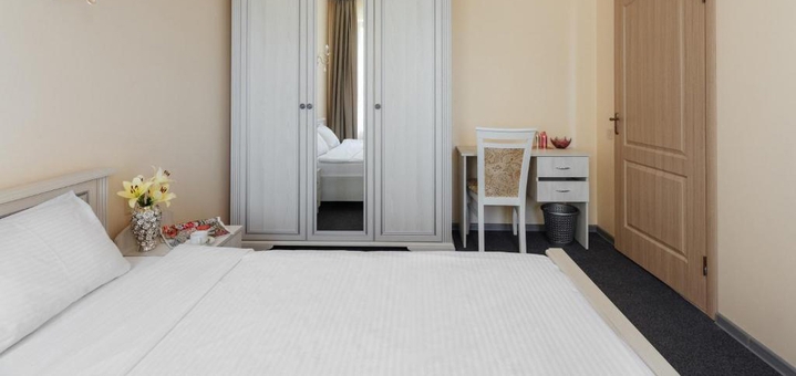 Asiya Hotel in Odessa. Book rooms with discount 36