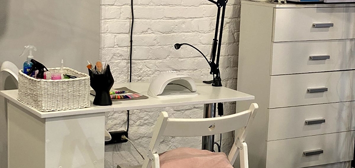 Майстер манікюру Олена. Відвідуйте по акції 12