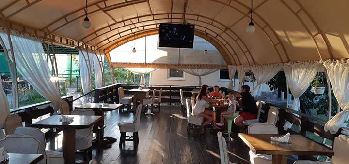 The Little Paradise Hotel in Zatoka. Enjoy a special offer of 3.