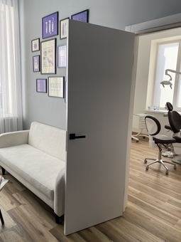 Holosko Dental Center. Visit with a special offer of 12.