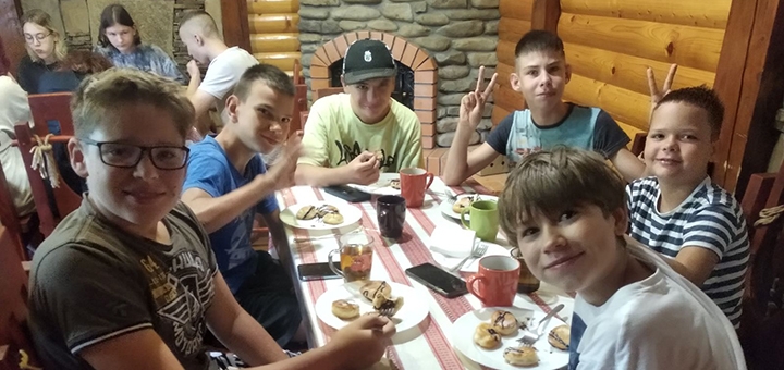 Mountain Drive Children's Camp. Visit with special offer #1