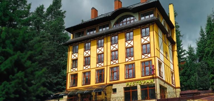 Villa Dragobrat Hotel. Enjoy a 13% discount.