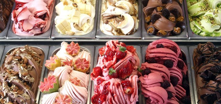 Ice cream discounts at la gelateria italiana