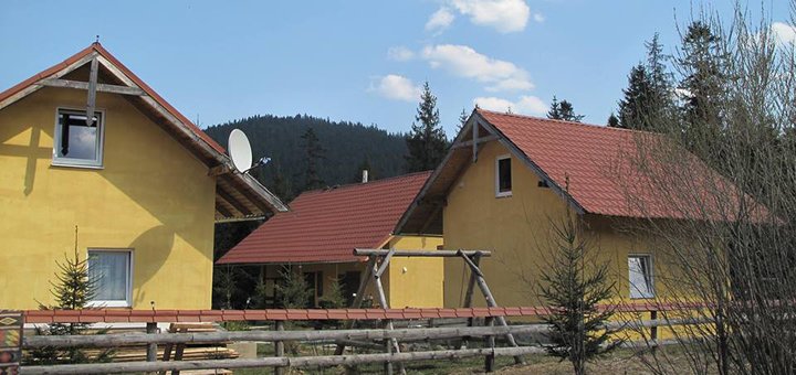 Mini-hotel «Bagonchik Tract» in Vorokhta. Buy a vacation ticket in Ukraine at a discount.