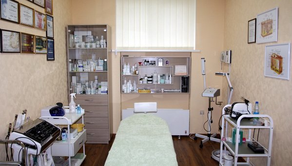 Cosmetology office «Beauty Studio» in Kiev. Sign up for cosmetic procedures for the promotion.