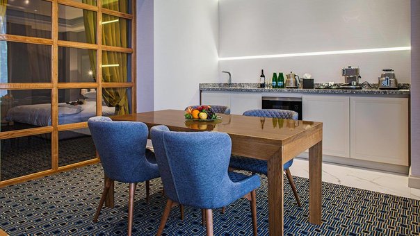 Hotel room "Khreshchatyk". Book a room at a discount