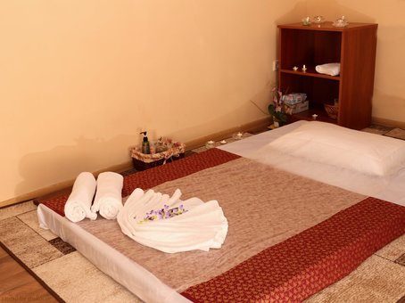 The interior of the Thai massage salon ChokDI