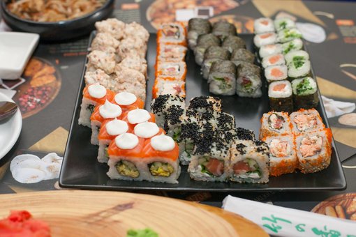 Japanese cuisine restaurant &quot;yakitoria&quot;. discounts on all menus