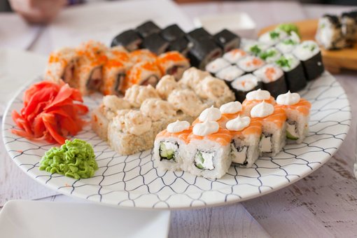 Japanese cuisine restaurant &quot;yakitoria&quot;. discounts on all menus