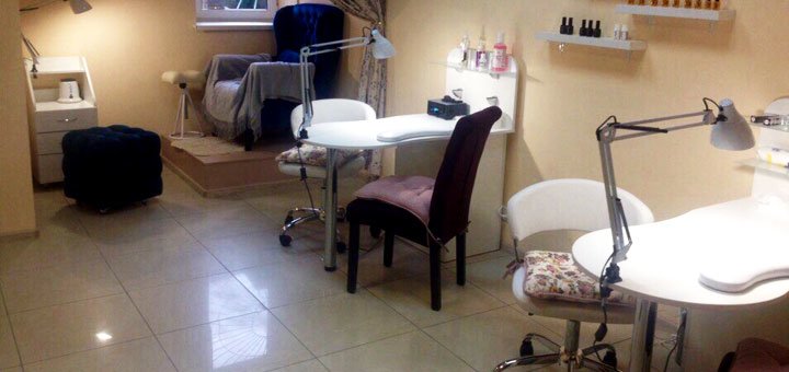 Manicure in the beauty salon "Sweet Home" Vinnitsa. Discounts on manicures and pedicures
